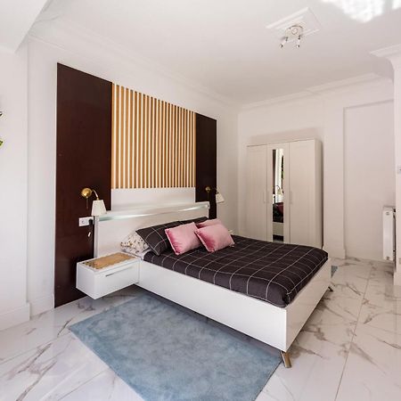 Apartament Ιρούν Εξωτερικό φωτογραφία